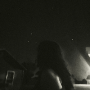 Libby Ember Explores Emotional Tension on Powerful New Single “Let Me&nbsp;Go”