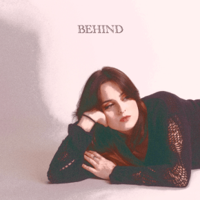 Em Armstrong Delivers a Raw Take on Heartbreak With&nbsp;“Behind”